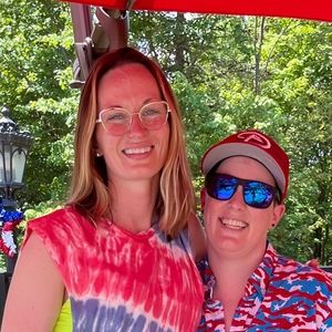 Meet your Posher, Cassandra